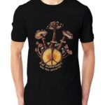 Футболка "Eat mushrooms - see the universe"